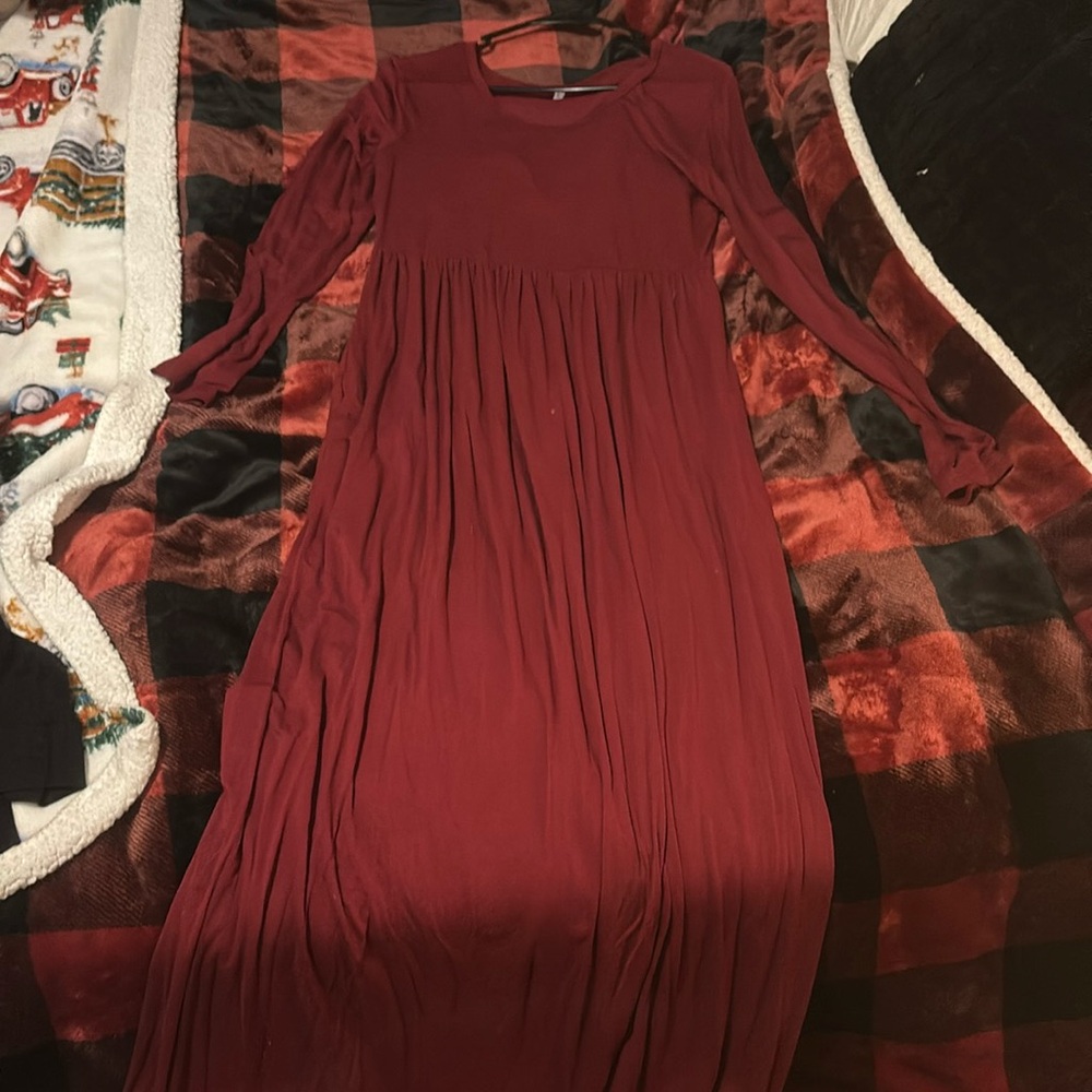 Burgundy maxi dress comfy